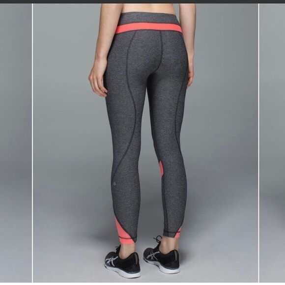 Lululemon Inspire Tight II (Mesh) 6 - Picture 2 of 8